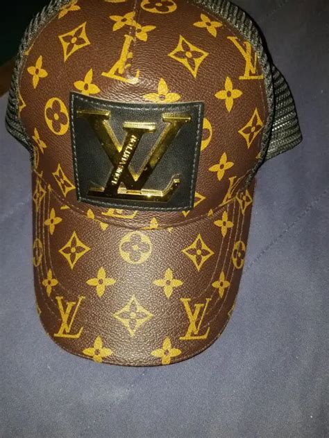 como saber si una gorra louis vuitton es original|una gorra translation.